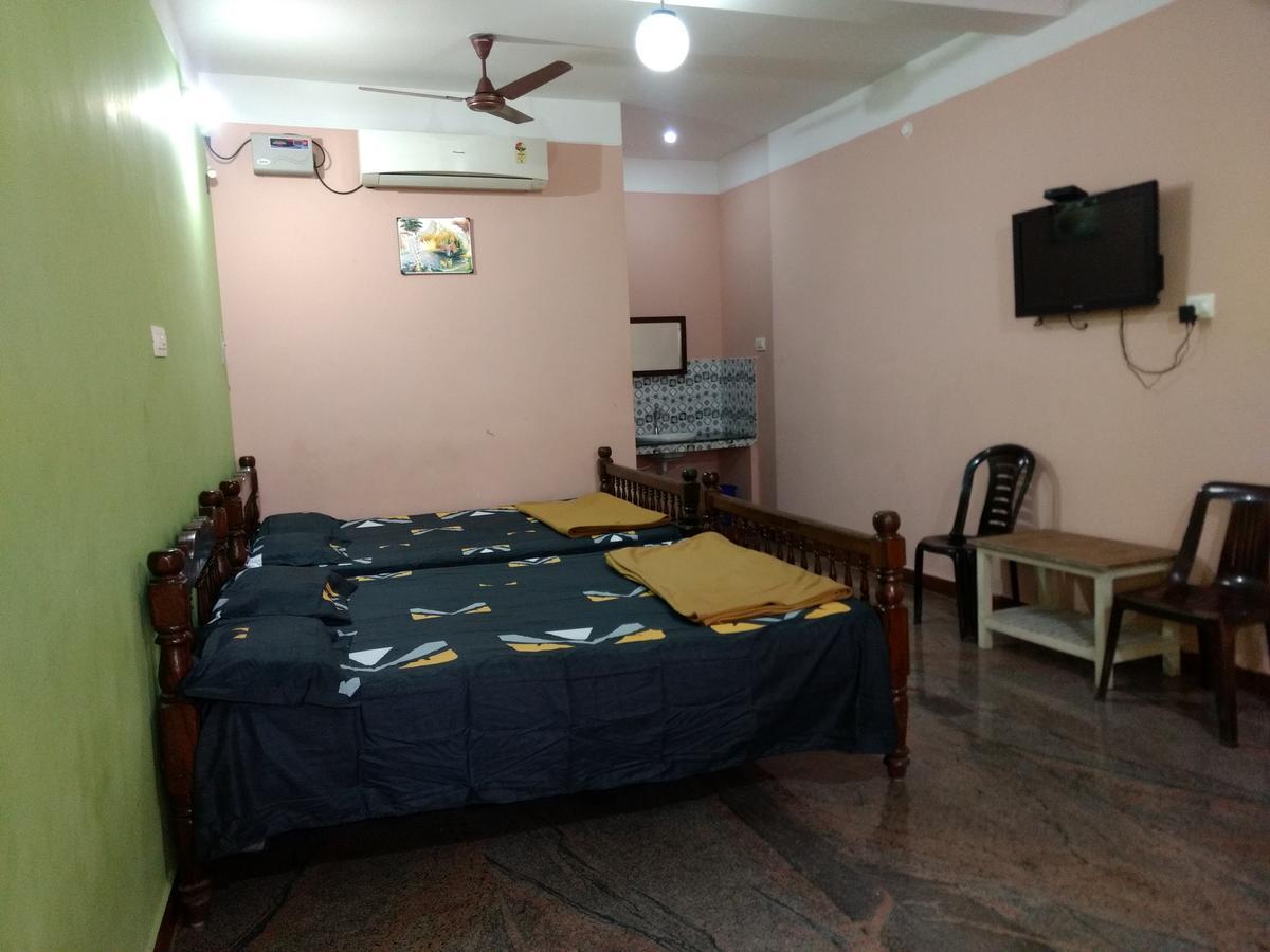 Selvasi Beach Cottage Auroville Kültér fotó